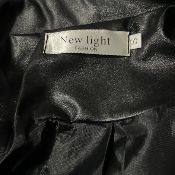 Cool crop faux leather jacket - Picture 6 of 6